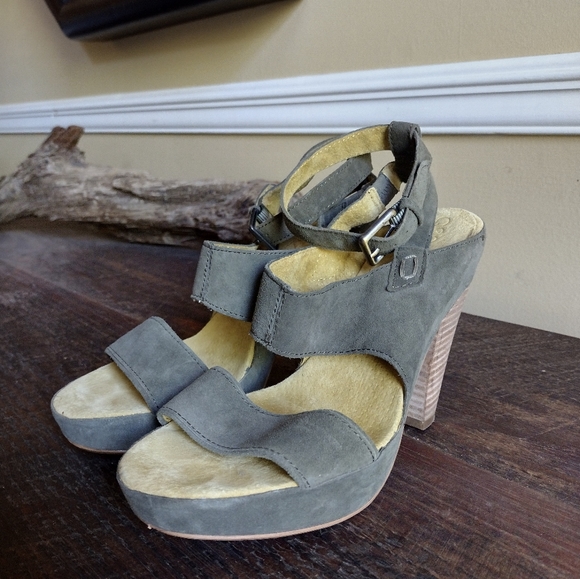 Apepazza Sage Olive Alabastro Green Suede Heels Size 6.5 - Picture 4 of 11